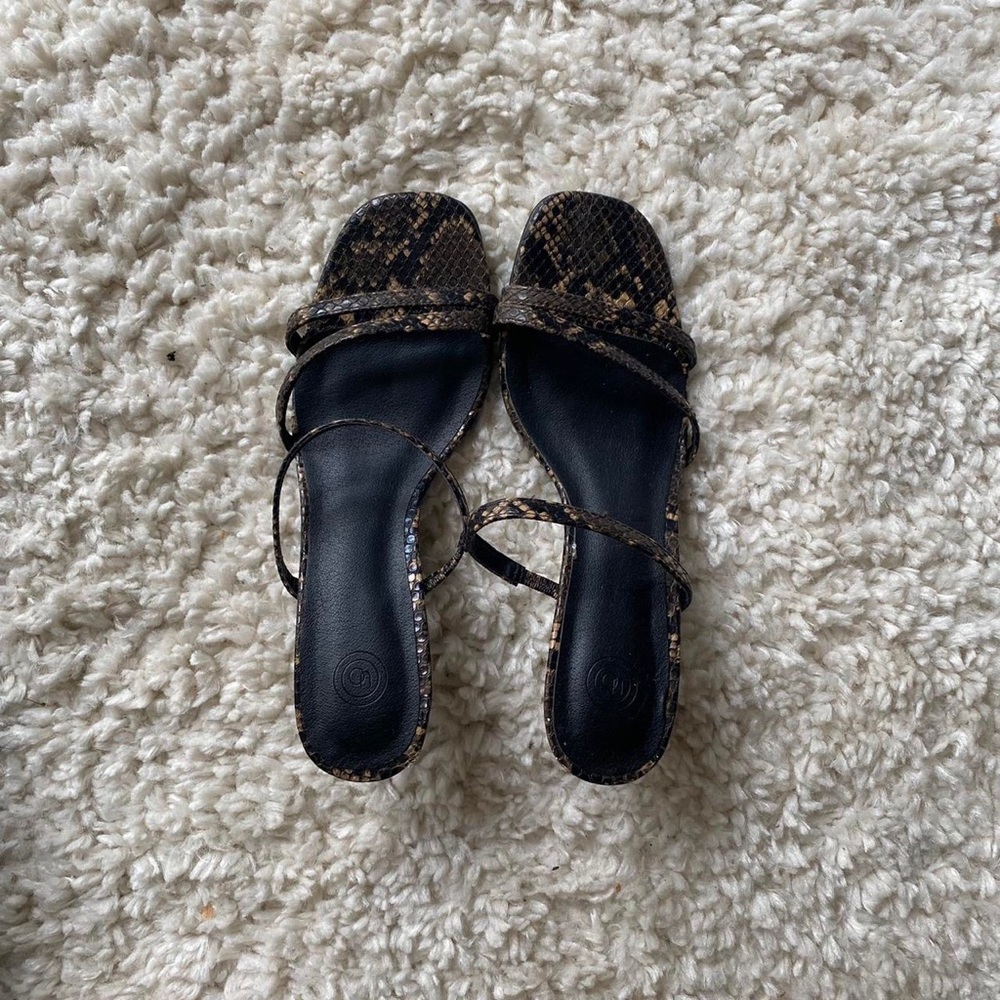 Urban Outfitters Kitten Heel